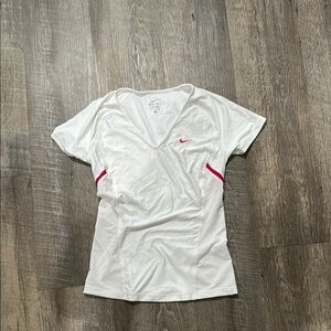 Nike White Fitted Short Sleeve Tee